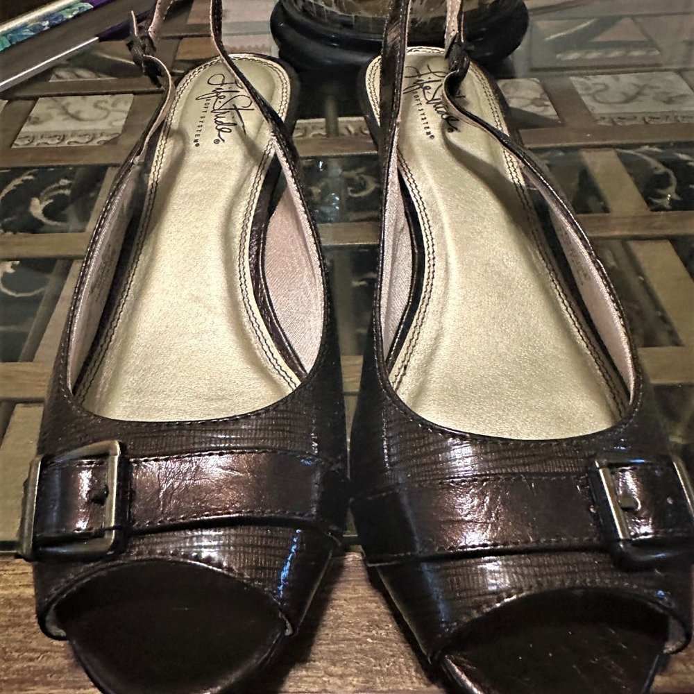 Life Stride Brown Bronze Sling Wedge Heel Sandal Size 11B